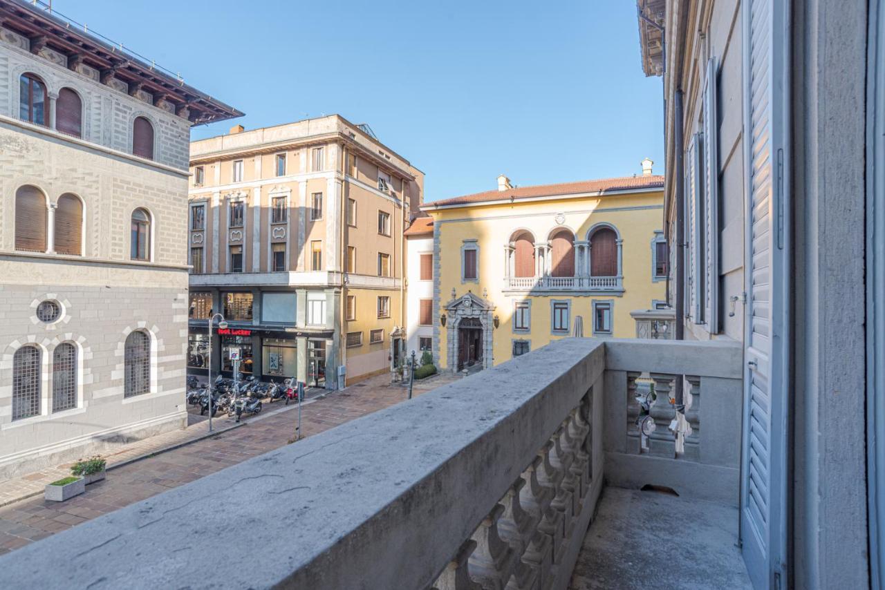 Suite Del Duomo - By Myhomeincomo Buitenkant foto